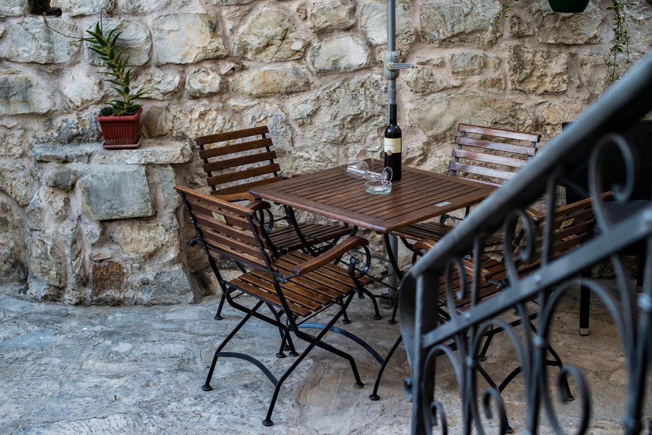 Apartments Leticia Split Exterior foto